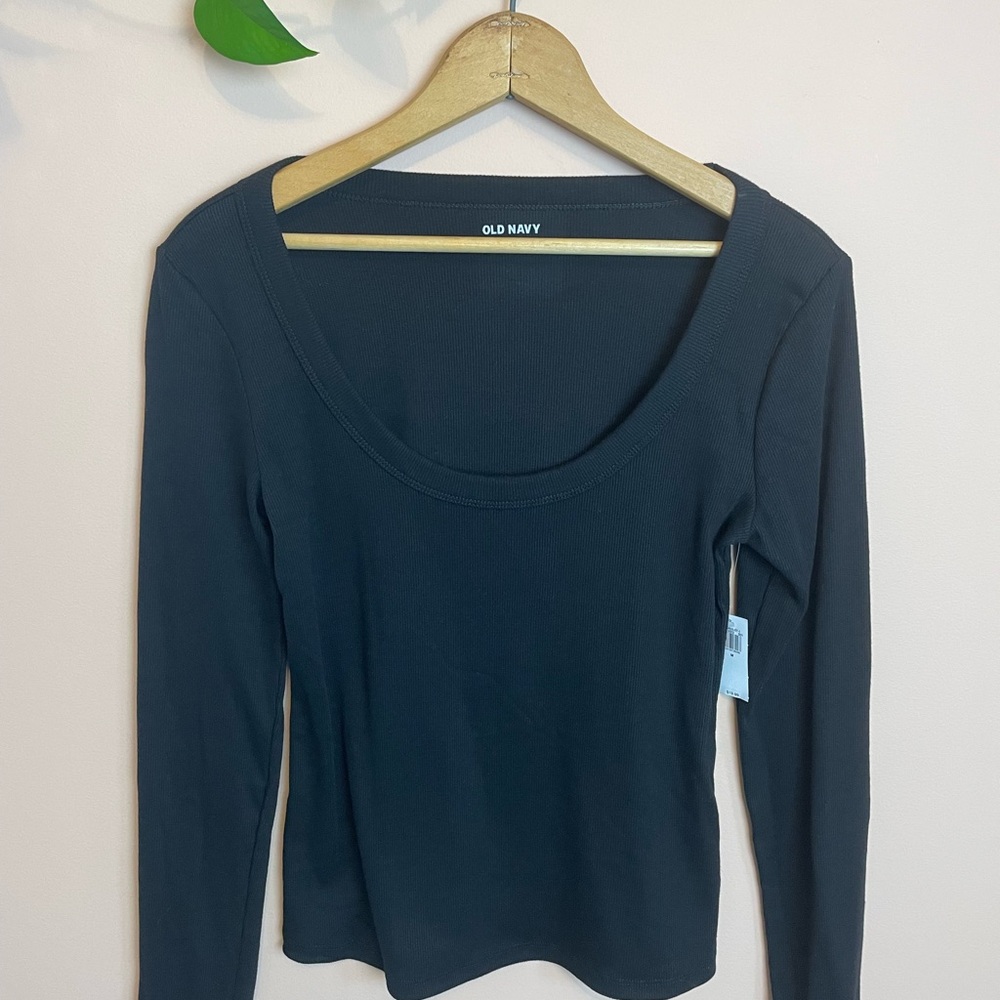 Old Navy Ribbed Black Scoop Neck Longsleeve Tee